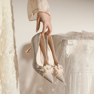 法式花朵串珠细闪尖头高跟鞋香槟金色秀禾服主婚纱两穿婚鞋大小码